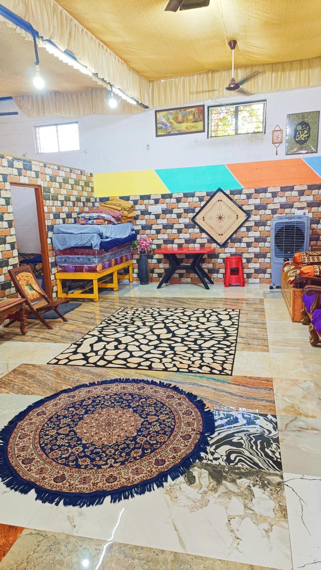 Sahara Family Homestay Mysore Eksteriør bilde