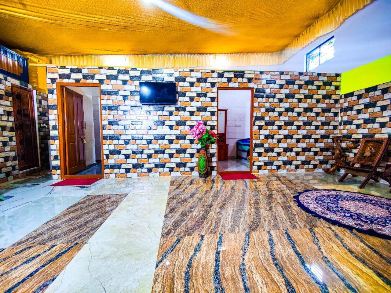 Sahara Family Homestay Mysore Eksteriør bilde